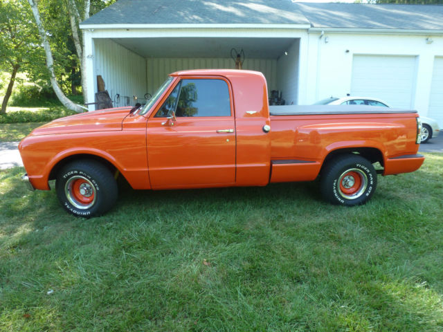 1971 Orange Chevrolet C/K Pickup 1500