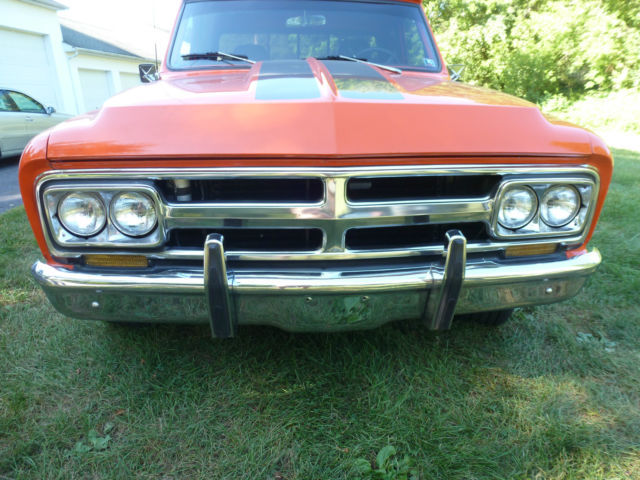1971 Orange Chevrolet C/K Pickup 1500