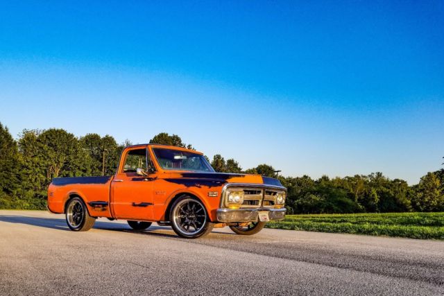 1971 Orange Chevrolet C-10 Standard Cab Pickup