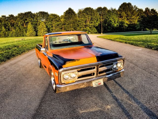 1971 Orange Chevrolet C-10 Standard Cab Pickup