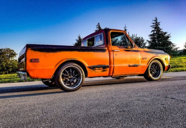 1971 Orange Chevrolet C-10 Standard Cab Pickup