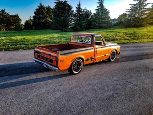 1971 Orange Chevrolet C-10 Standard Cab Pickup