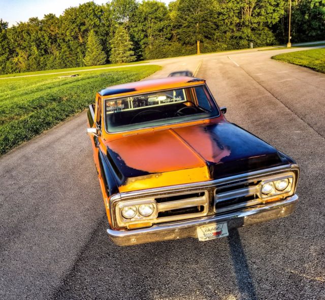 1971 Orange Chevrolet C-10 Standard Cab Pickup