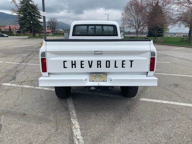 1971 White Chevrolet C-10 Standard Cab Pickup