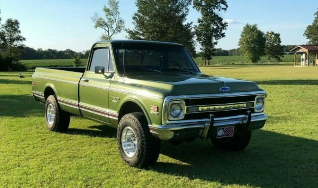1971 Green Chevrolet C-10 Standard Cab Pickup