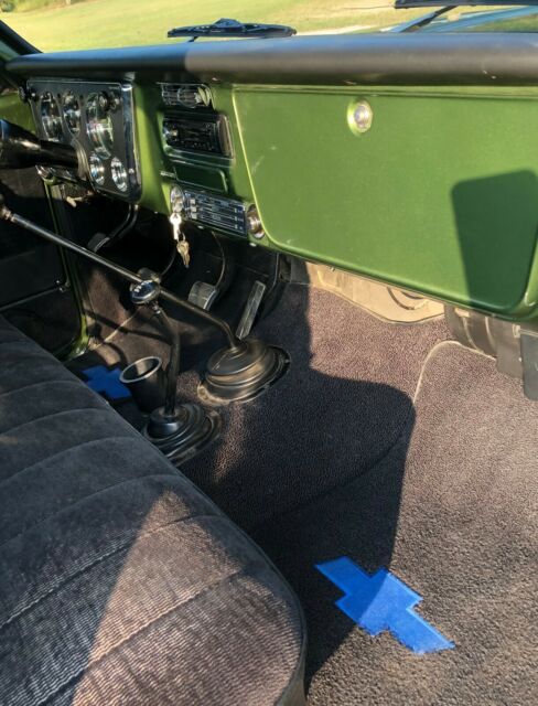 1971 Green Chevrolet C-10 Standard Cab Pickup