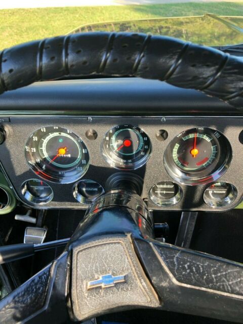 1971 Green Chevrolet C-10 Standard Cab Pickup