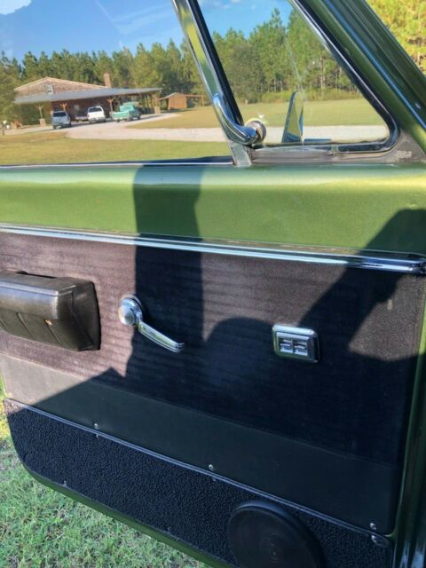 1971 Green Chevrolet C-10 Standard Cab Pickup