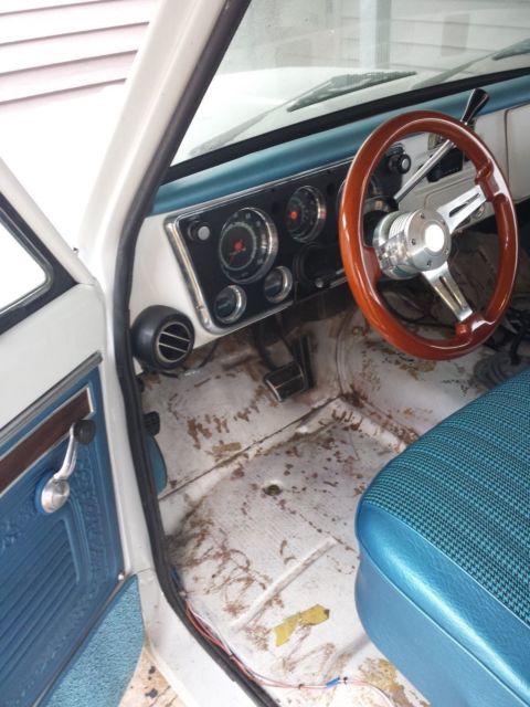 1971 White Chevrolet C/K Pickup 2500 Standard Cab Pickup