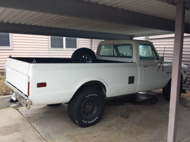 1971 White Chevrolet C/K Pickup 2500 Standard Cab Pickup