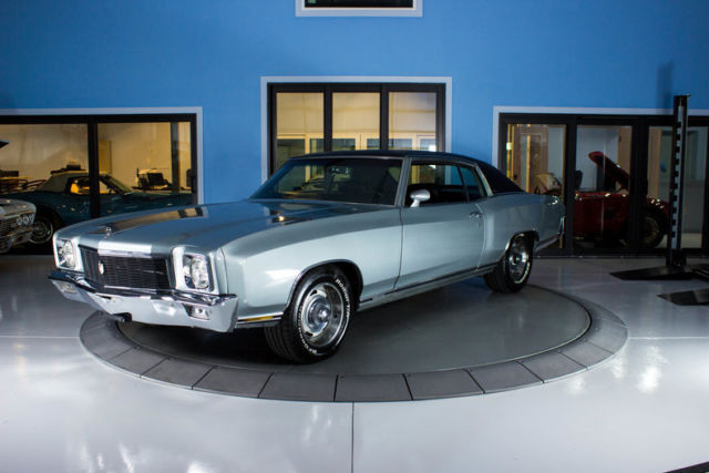 1971 Silver Chevrolet Monte Carlo Hardtop