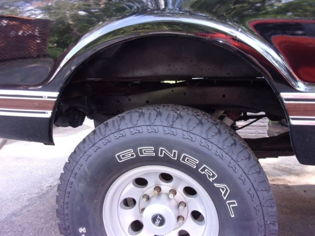 1971 Black Chevrolet Cheyenne Standard Cab Pickup