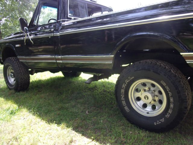 1971 Black Chevrolet Cheyenne Standard Cab Pickup