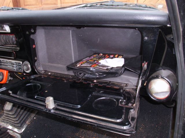 1971 Black Chevrolet Cheyenne Standard Cab Pickup
