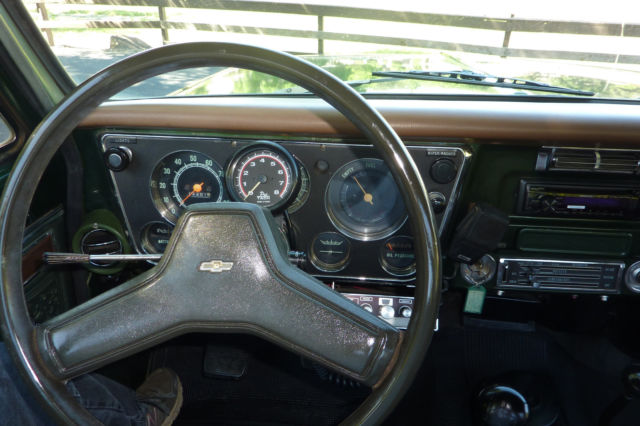 1971 Green Chevrolet C-10 Pickup