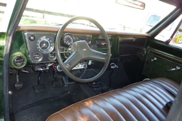 1971 Green Chevrolet C-10 Pickup
