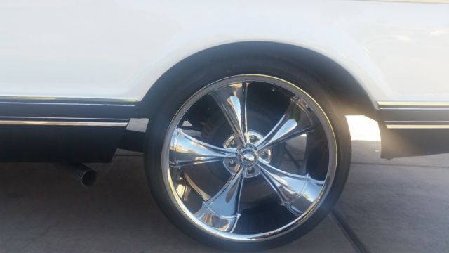 1971 RED BLACK Chevrolet C-10 Cab & Chassis