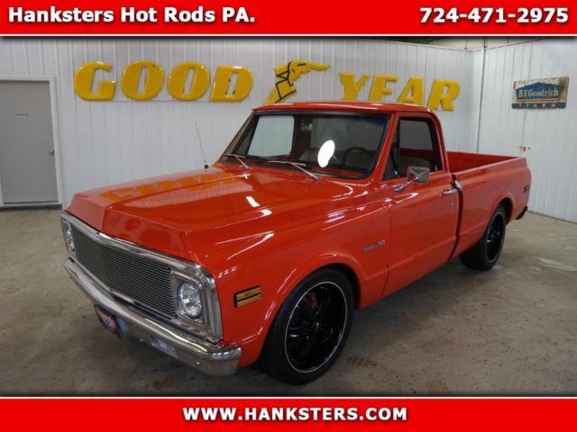 1971 Red Chevrolet C10 --