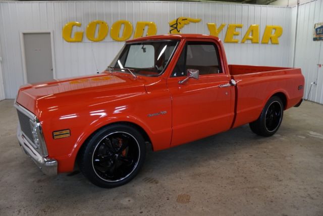 1971 Red Chevrolet C10 --