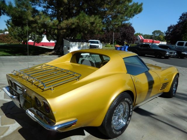 1971 Gold Chevrolet Corvette --