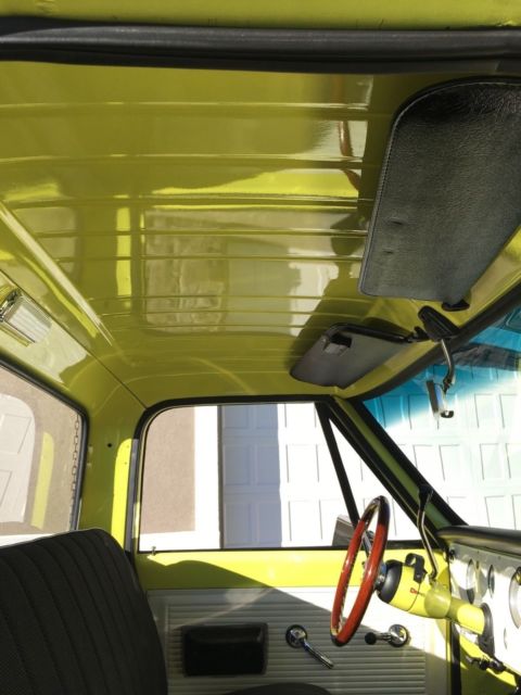 1971 Yellow Chevrolet C-10 Standard Cab Pickup