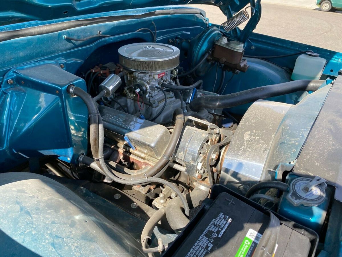 1971 Teal and White Chevrolet C-10