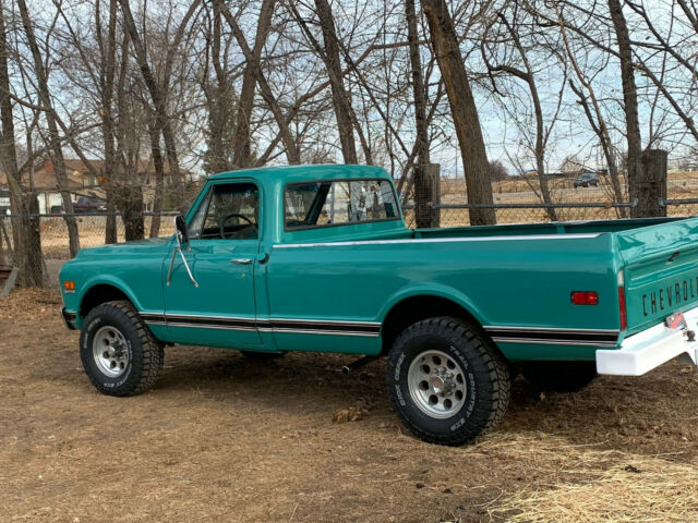 1971 medium green Chevrolet C/K Pickup 2500 Standard Cab Pickup