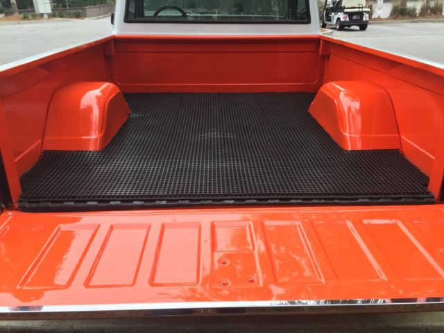 1971 Orange Chevrolet C-10 Standard Cab Pickup