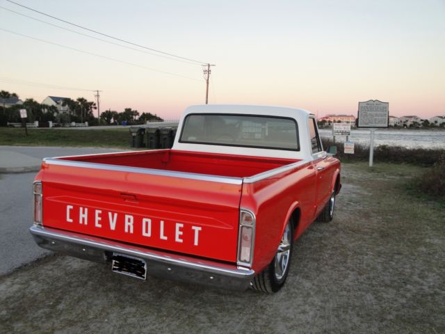 1971 Orange Chevrolet C-10 Standard Cab Pickup