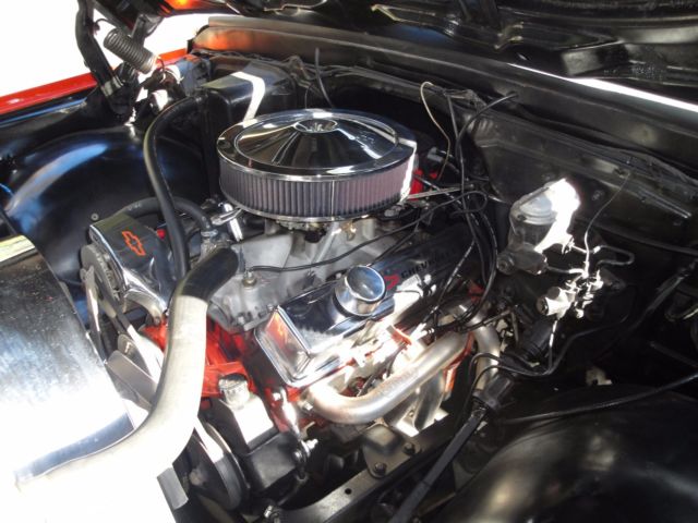 1971 Orange Chevrolet C-10 Standard Cab Pickup