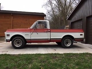 1971 Red/White Chevrolet C-10