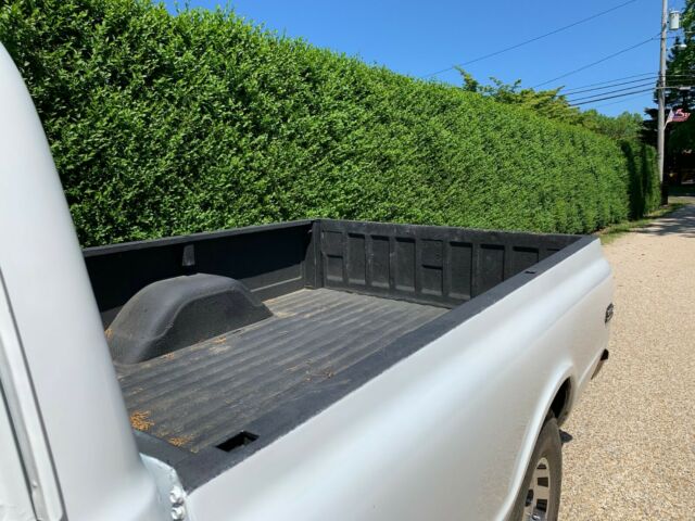 1971 White Chevrolet C-10 Standard Cab Pickup