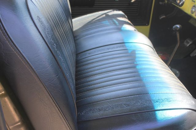 1971 yellow/white Chevrolet C-10