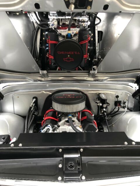 1971 Silver Chevrolet C-10