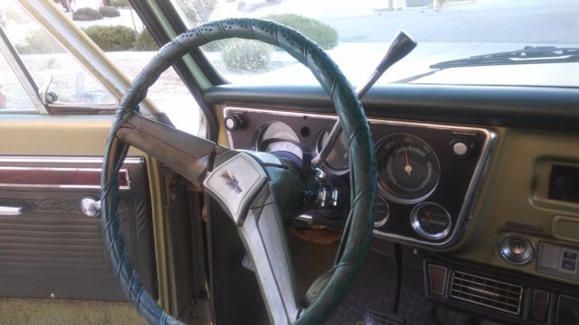 1971 Green Chevrolet C-10 Standard Cab Pickup