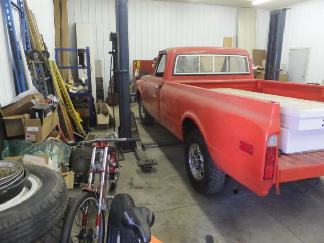 1971 Orange Chevrolet C/K Pickup 2500 Standard Cab Pickup