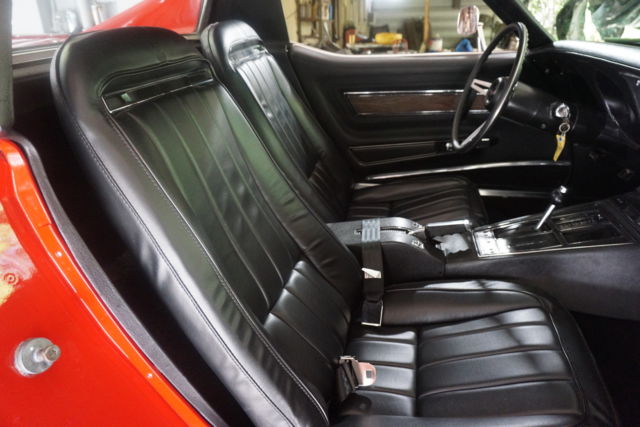 1971 Orange Chevrolet Corvette Coupe