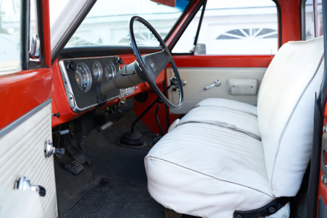 1971 Hugger Orange Chevrolet C/K Pickup 1500
