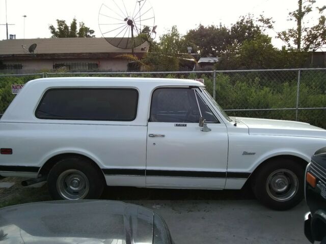 1971 White Chevrolet Blazer