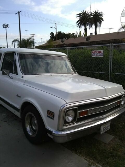 1971 White Chevrolet Blazer