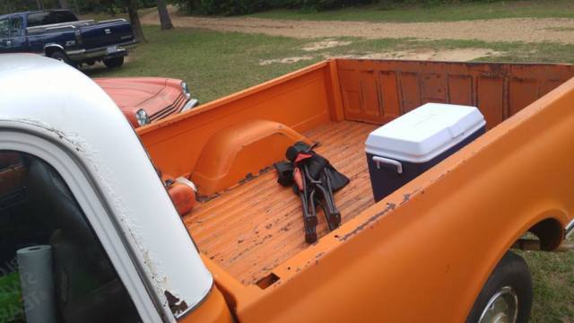 1971 Orange Chevrolet C-10 Standard Cab Pickup