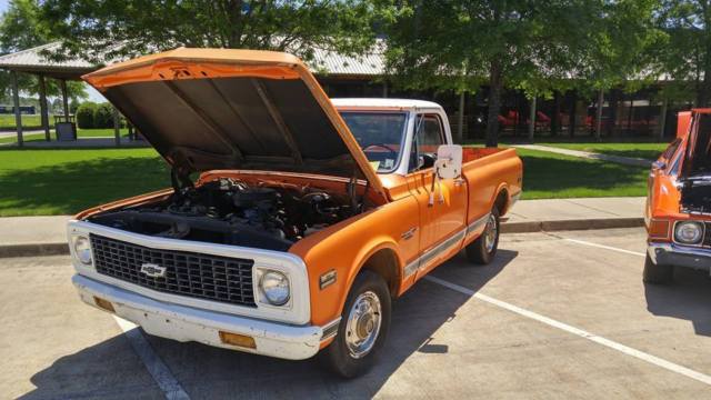 1971 Orange Chevrolet C-10 Standard Cab Pickup