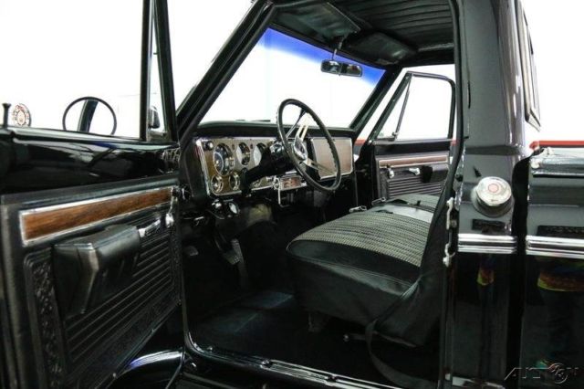 1971 Black Chevrolet C-10