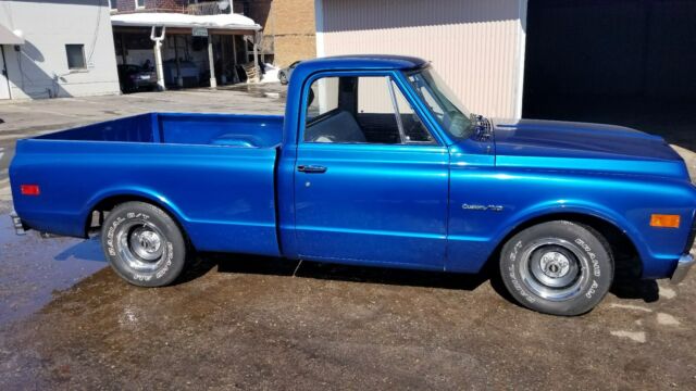 1971 Blue Chevrolet C-10 Standard Cab Pickup