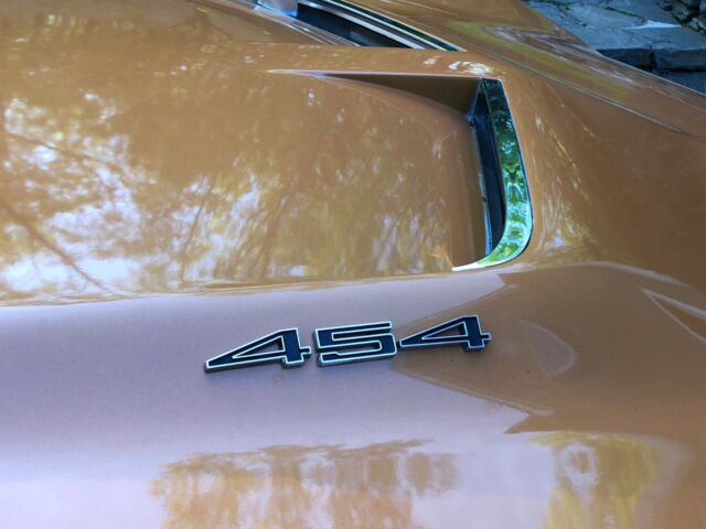 1971 Orange Chevrolet Corvette Coupe