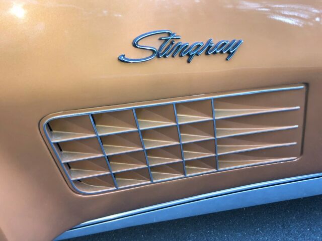 1971 Orange Chevrolet Corvette Coupe