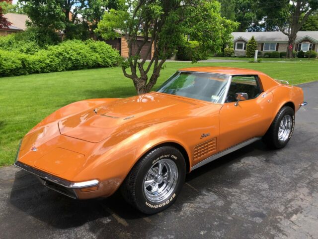 1971 Orange Chevrolet Corvette Coupe