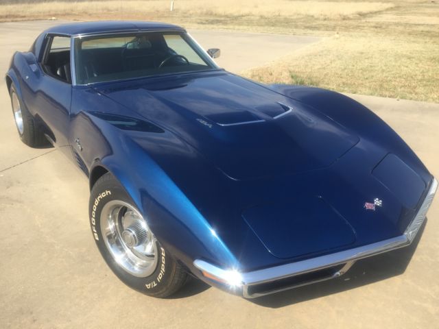 1971 Blue Chevrolet Corvette Coupe