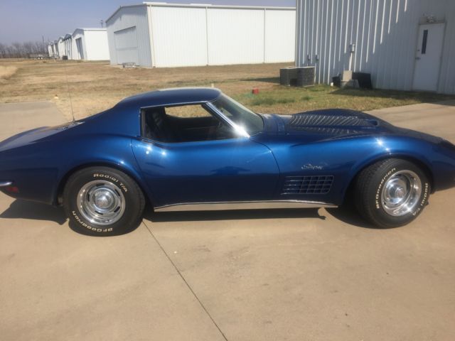 1971 Blue Chevrolet Corvette Coupe