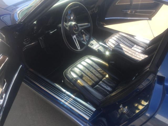 1971 Blue Chevrolet Corvette Coupe